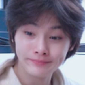 Meet your Posher, Scarlet